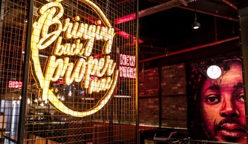 Holy Moly Macaroni, Harlem-influenced mac & cheese restaurant, opens at Grand Central