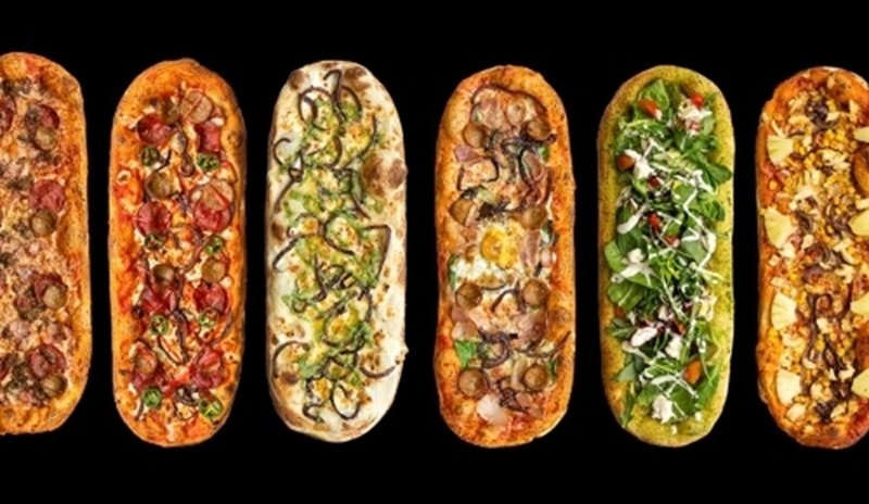 The Bullring Estate signs leading pizza restaurant